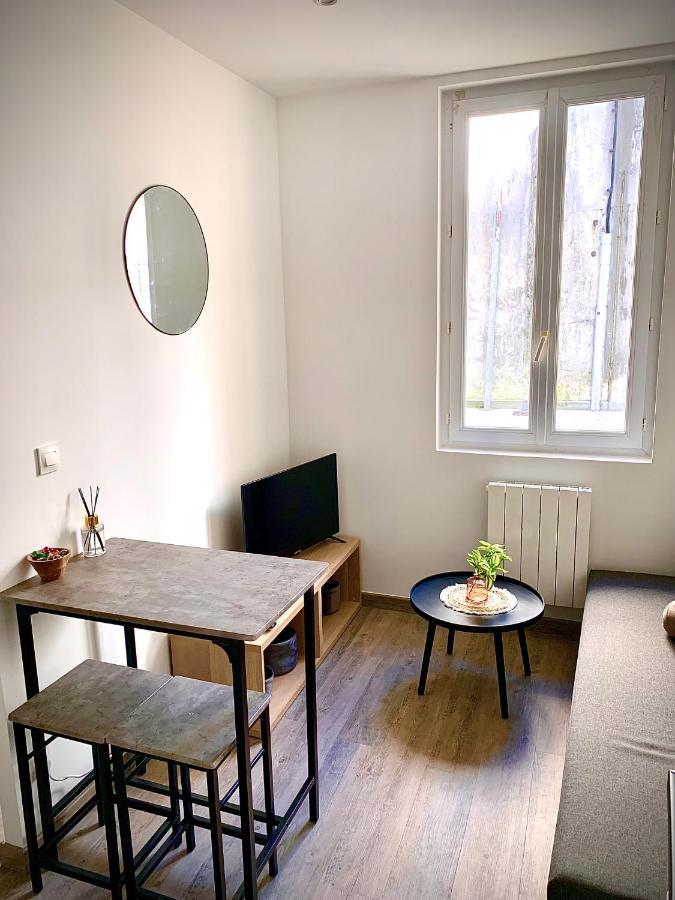 Modernguestniort - Paradis Bagian luar foto